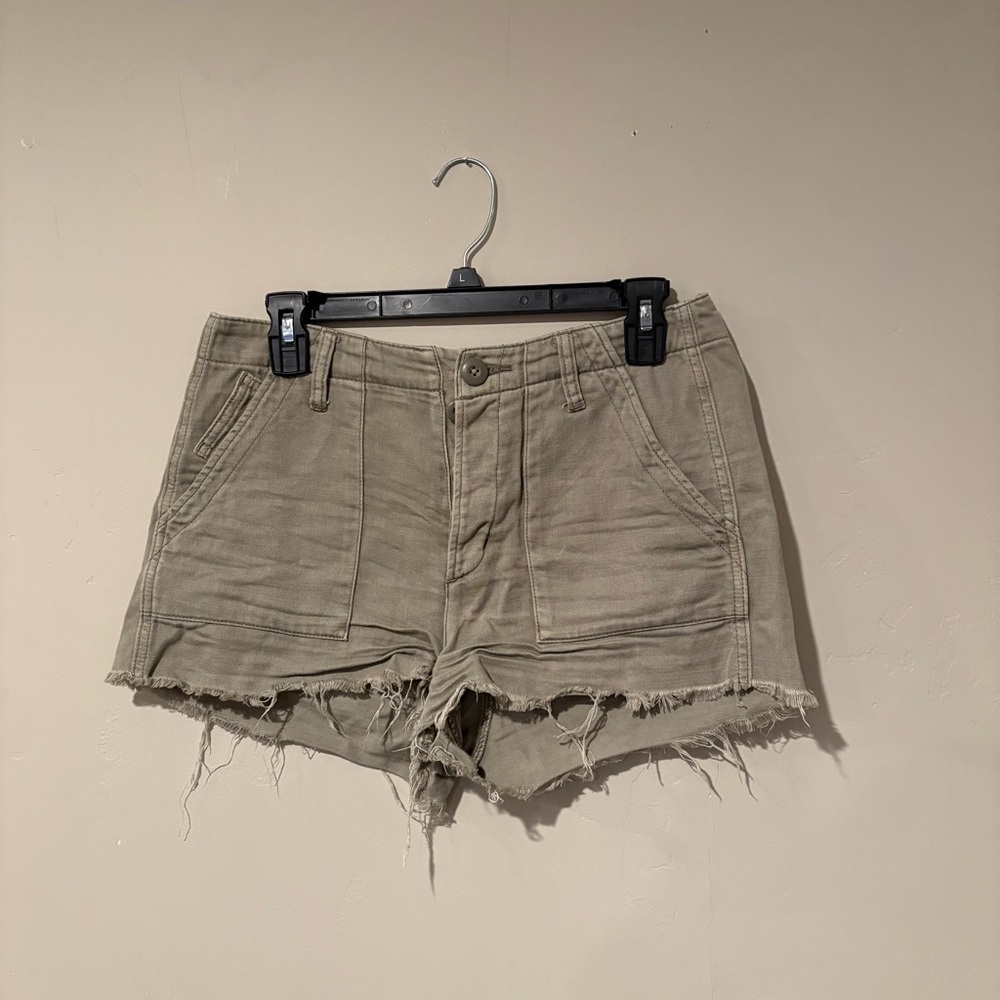 American Eagle Frayed Hem High Waisted Shorts | Size: 4